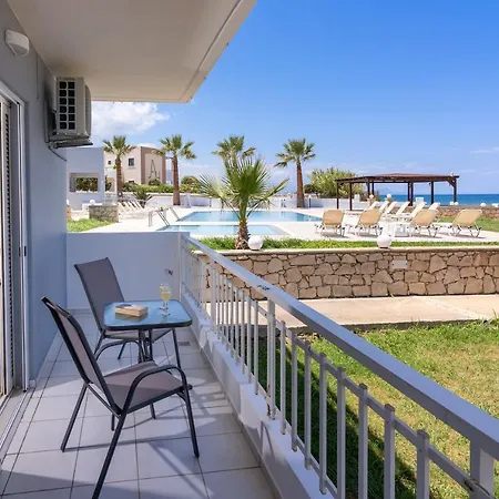 Azure Seaside Apts * Magnisía