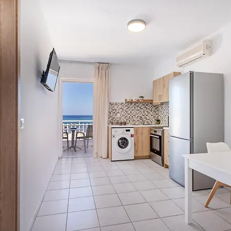 Apartment Azure Seaside Apts Magnisia