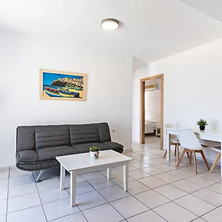 דירה Azure Seaside Apts Magnisía
