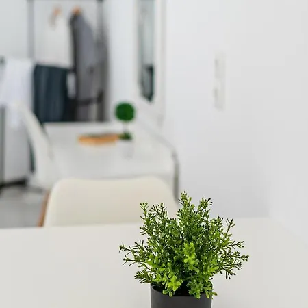דירה Azure Seaside Apts