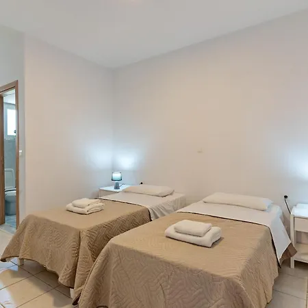 דירה Azure Seaside Apts