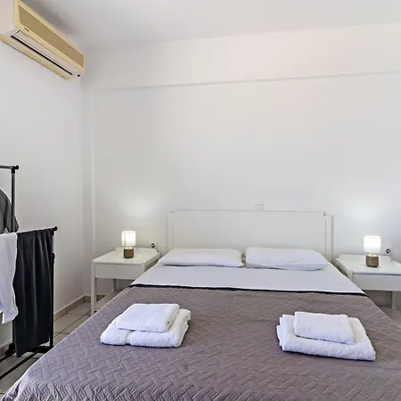 Azure Seaside Apts * Magnisía
